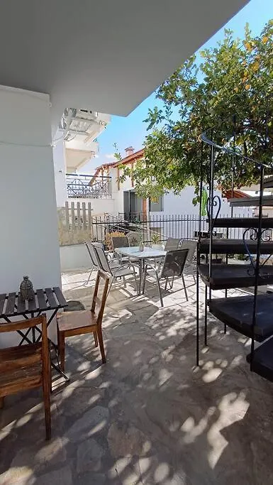 Chill Out Apartment Neos Marmaras